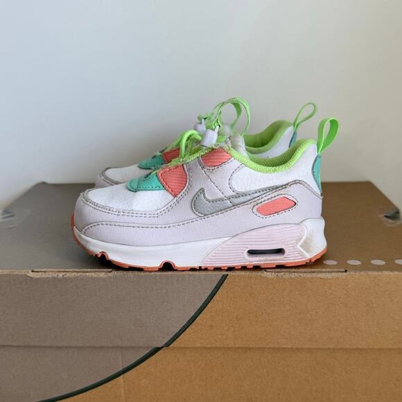 Nike Airmax 90 Toggle White/Crimson Bliss Toddler Sneakers - SZ 8 C - Picture 3 of 16